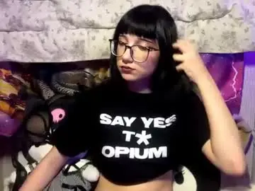 Sw33tlina  live sex cam