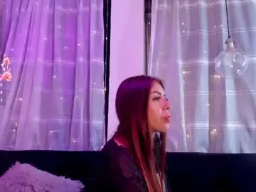 Sweet_bellaa_  live sex cam