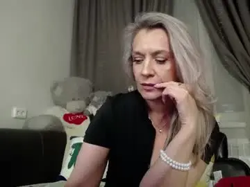 Victoria50  live sex cam