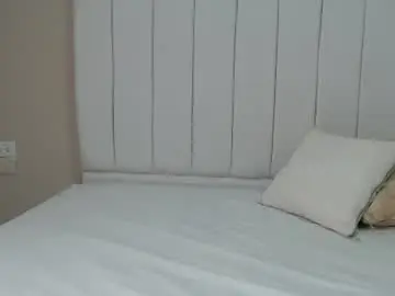 Zemunil  live sex cam