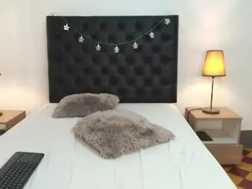 _isaa_  live sex cam