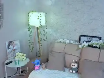 Avelyra  live sex cam