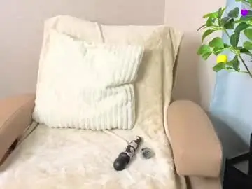 Avelyra  live sex cam