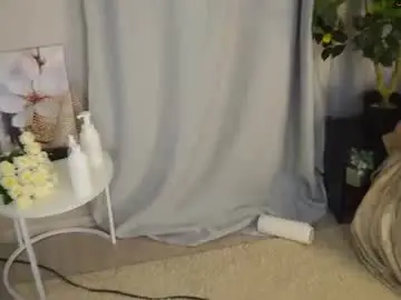 Avelyra  live sex cam