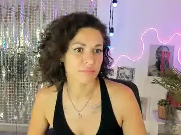 Crystal__johnson  live sex cam
