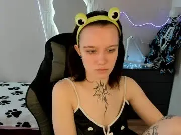 Elastikiss  live sex cam