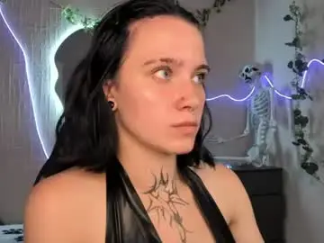 Elastikiss  live sex cam