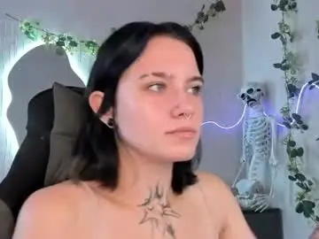 Elastikiss  live sex cam