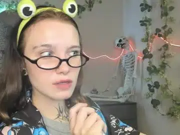 Elastikiss  live sex cam
