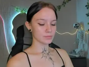 Elastikiss  live sex cam