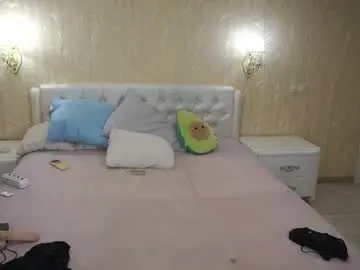 Eliarose  live sex cam