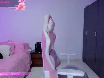 Isaa_diamond  live sex cam