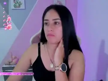Isaa_diamond  live sex cam