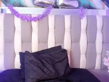 Isadiazz  live sex cam