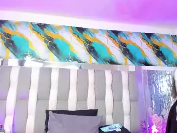 Isadiazz  live sex cam