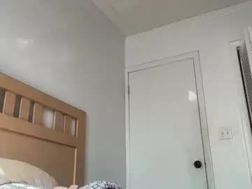 Lunchboxgirl  live sex cam