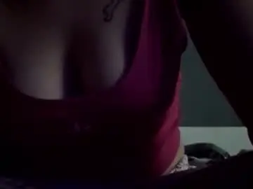 Lyssacroft  live sex cam