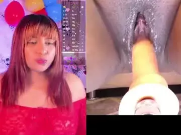 Nikolebaker  live sex cam