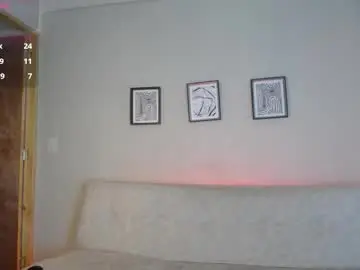 Sweet_bella_valery_  live sex cam