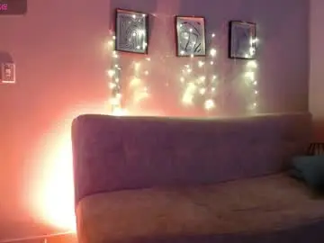 Sweet_bella_valery_  live sex cam