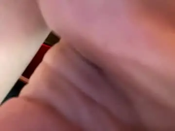 Tittyana  live sex cam