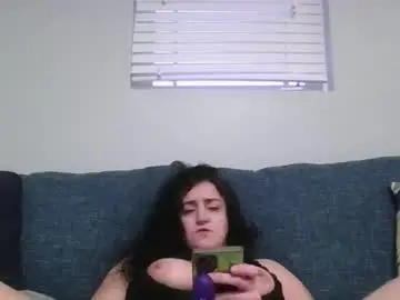 Truemilfbella  live sex cam