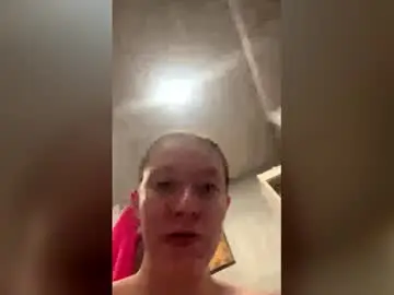 Babyblue77320  live sex cam