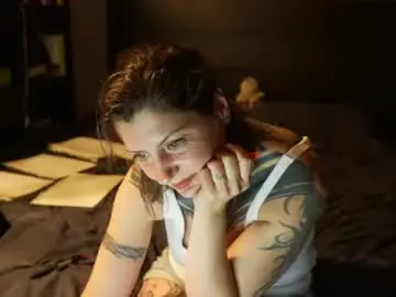 Bianca1983  live sex cam