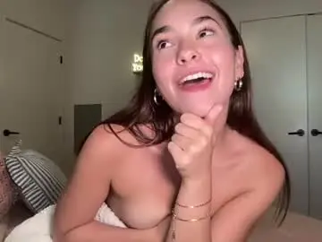 Carolineoxox  live sex cam