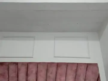 Daniibelluci  live sex cam