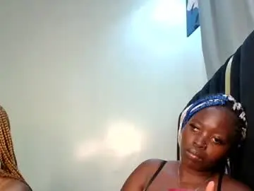 Gud_lunah1  live sex cam