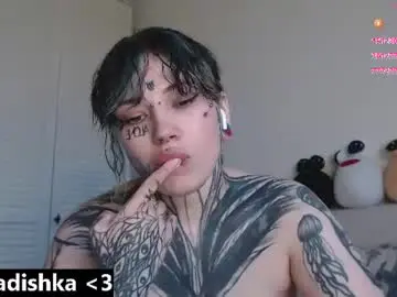 Herbal_helpmepls  live sex cam