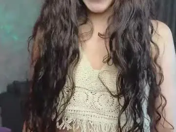 Lunavirelle  live sex cam