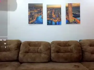 Millanenolle  live sex cam