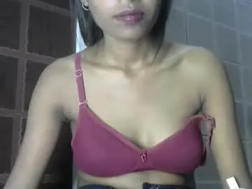 Avery_lust01  live sex cam