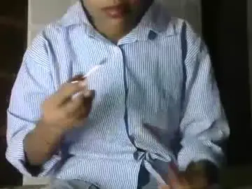 Avery_lust01  live sex cam