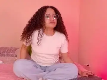Dahliabrowniee  live sex cam