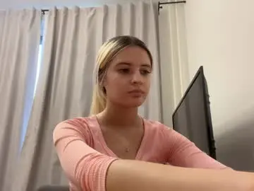 Delindaferebee  live sex cam