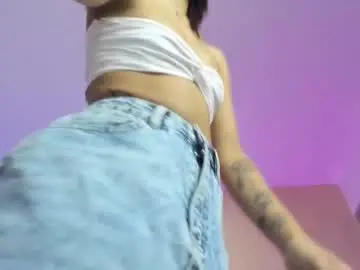 Emma_hearts  live sex cam