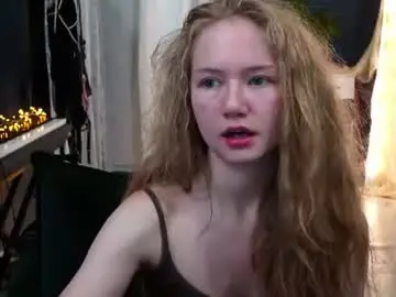 Hetaerart  live sex cam