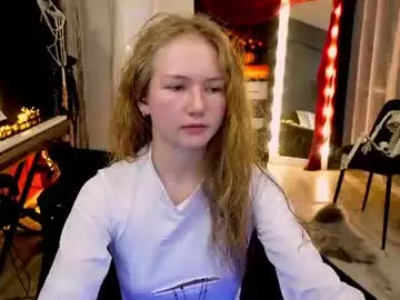 Hetaerart  live sex cam