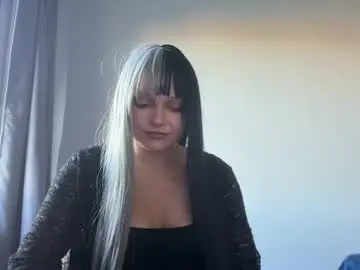 Leonidadesantiago  live sex cam
