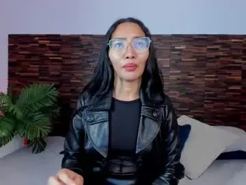 Lucyy_liiu  live sex cam