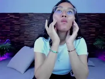 Lucyy_liiu  live sex cam