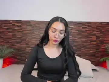 Lucyy_liiu  live sex cam