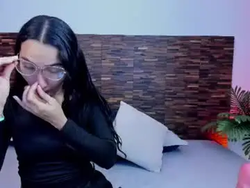 Lucyy_liiu  live sex cam