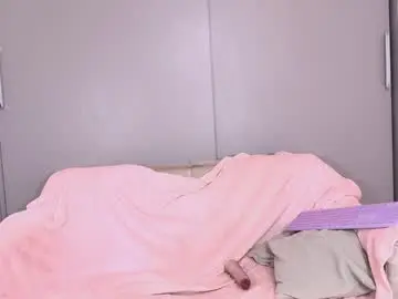 Sophia_070  live sex cam