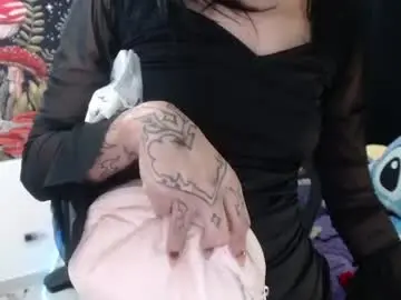 Yami_star  live sex cam