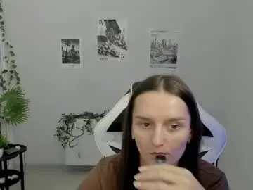 Bellaforest  live sex cam