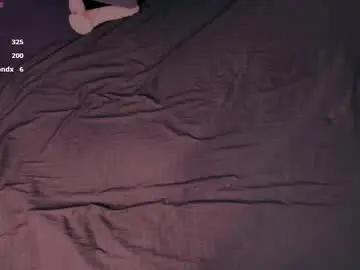 Candle_lz  live sex cam